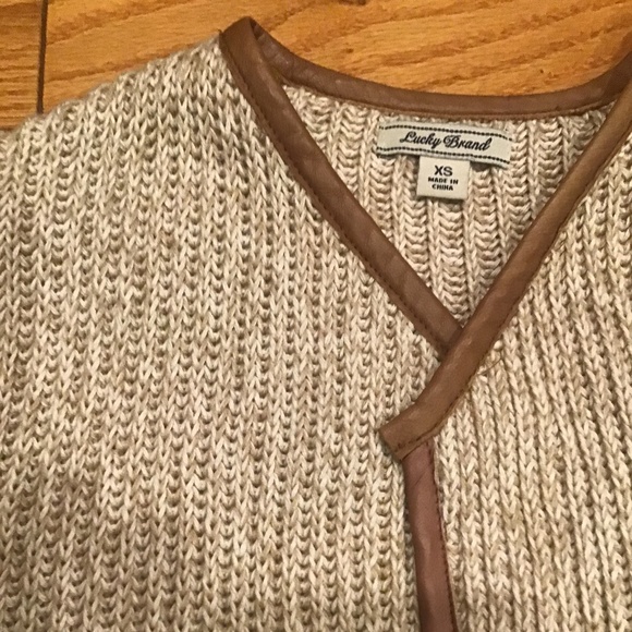 Sweater - Picture 9 of 9